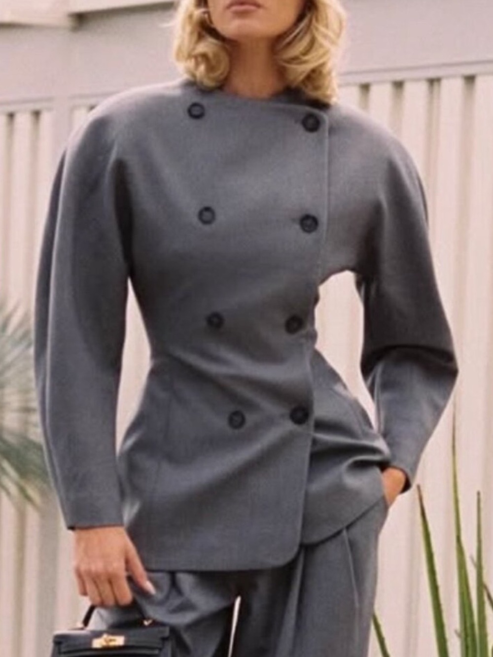 Helsa The Curvilinear Blazer Charcoal Gray - Picture 2 of 14
